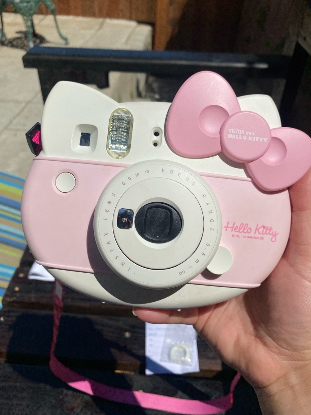 Fujifilm Instax Mini Hello Kitty Camera in Pink and White